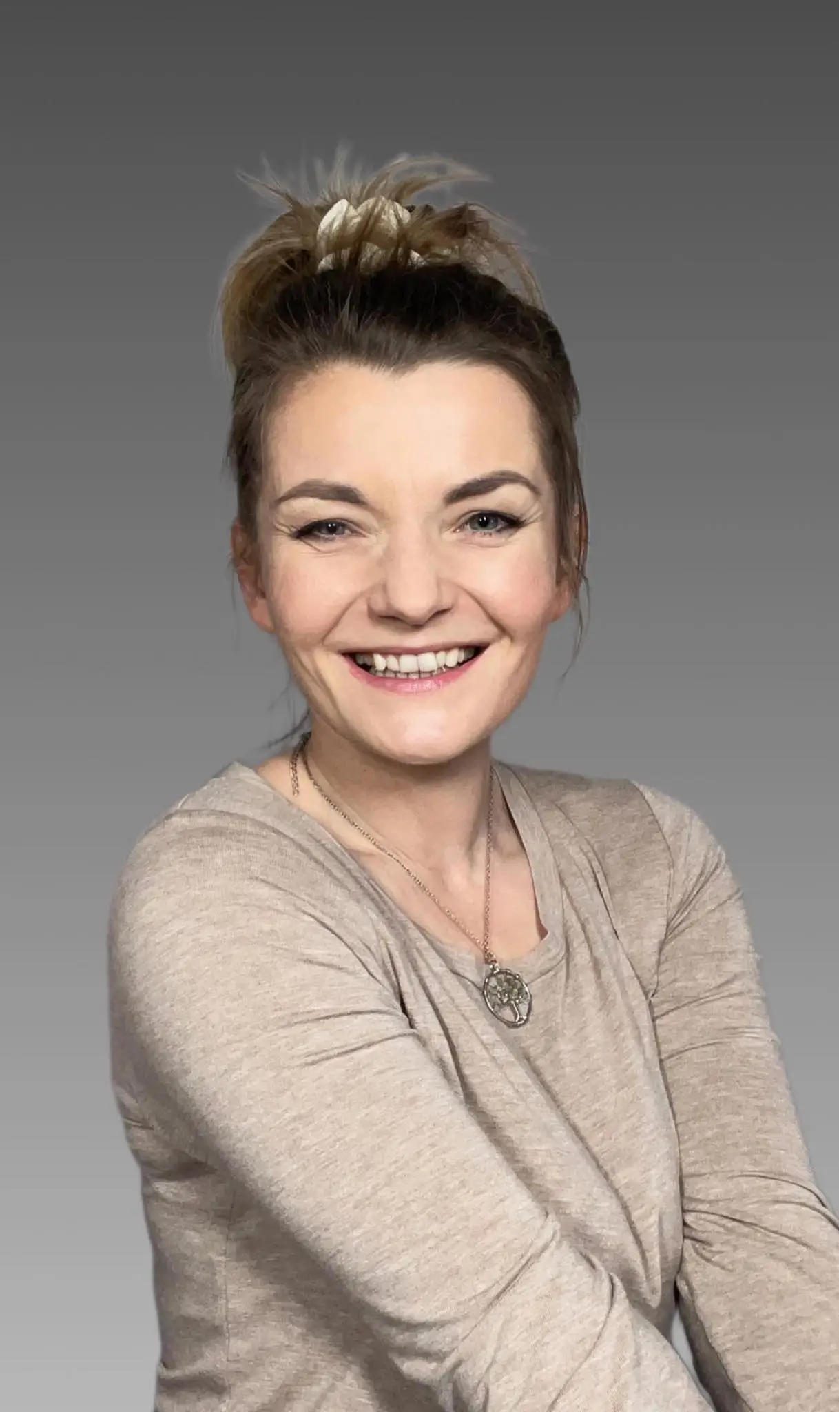 Zdjęcie profilowe Veroniki Lewandowskiej z podcastu Rzęsolożka z krainy fjordów